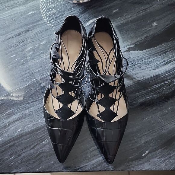 ZARA STRAPPY LEATHER POINTED TOE KITTEN HEEL SANDAL - Picture 2 of 14